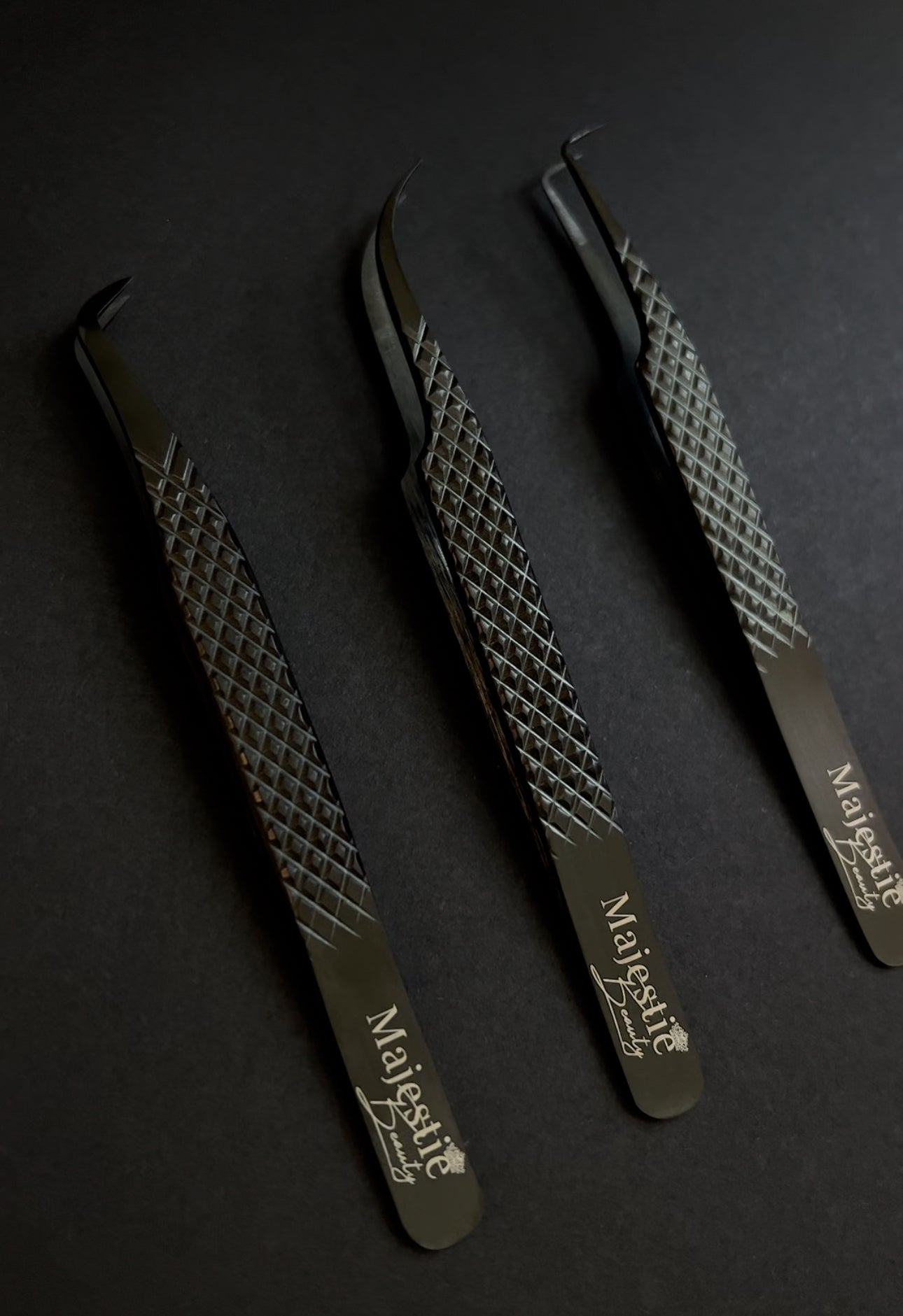 Fiber grip tweezer